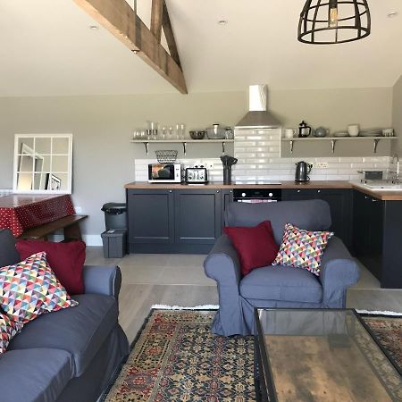 첼튼엄 Glebe Barn, Little Glebe Farm 아파트 외부 사진