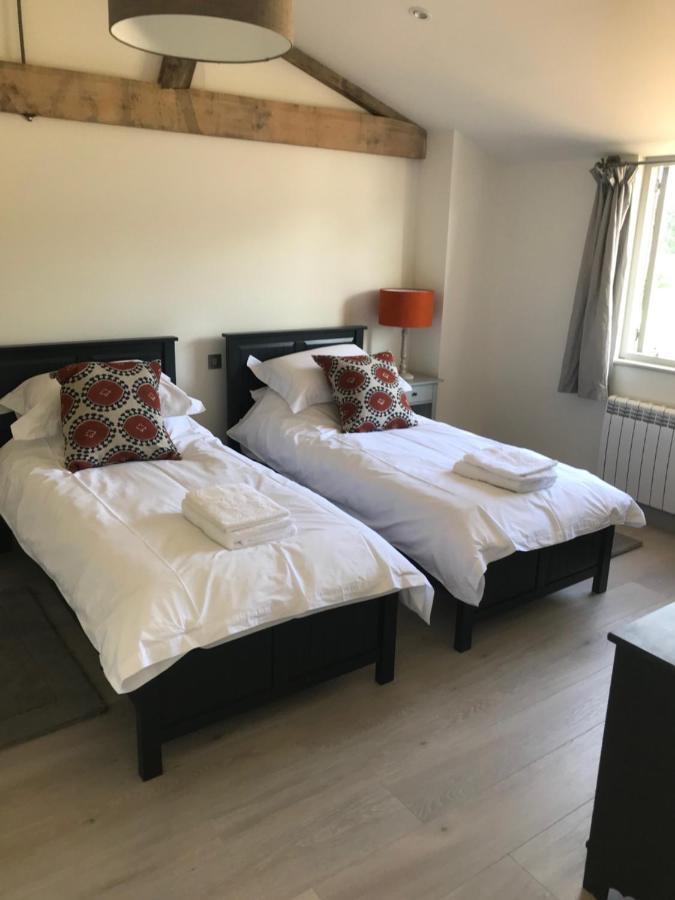 첼튼엄 Glebe Barn, Little Glebe Farm 아파트 외부 사진